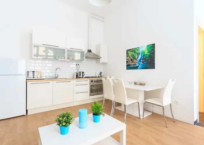 New - Super Super Apartament