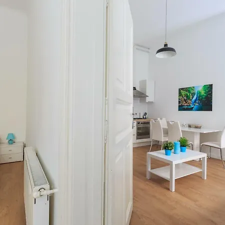 New - Super Super Apartamento Budapeste